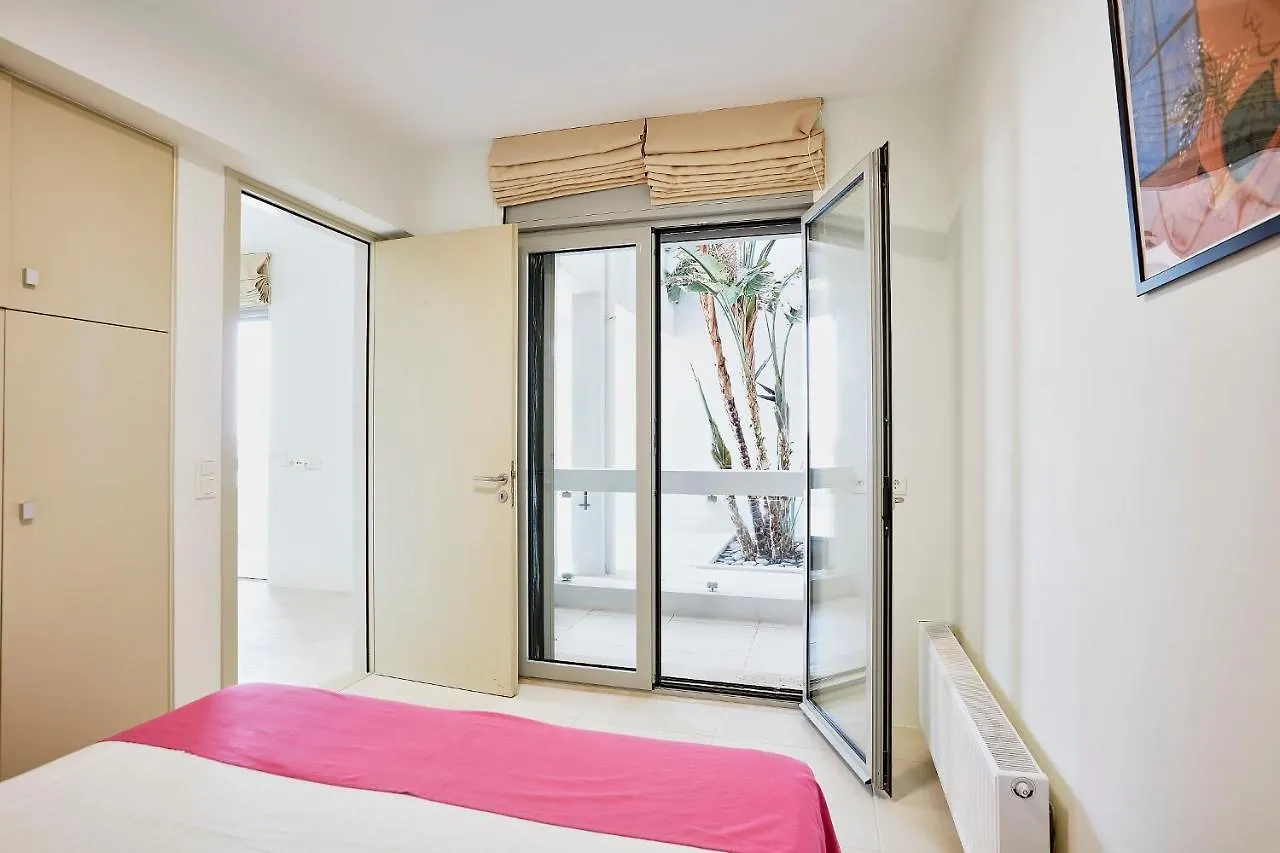 Vivian Art Apartments Rethymno  Aparthotel