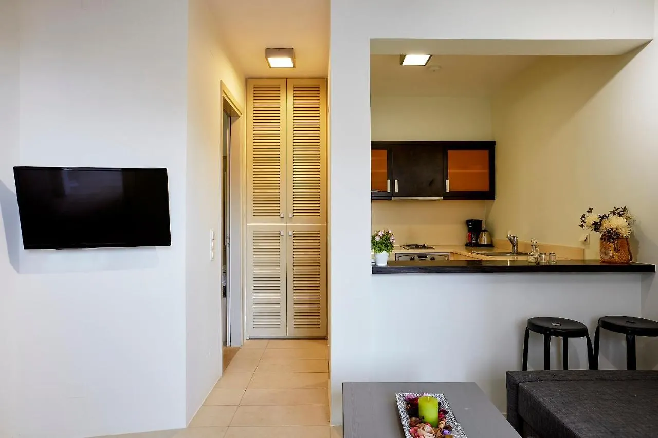 Vivian Art Apartments Rethymno  Aparthotel