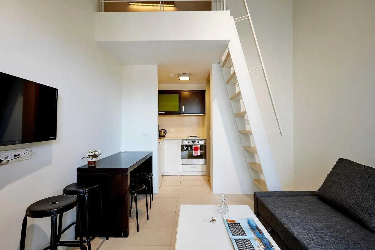 Vivian Art Apartments 레팀노 0*,  그리스