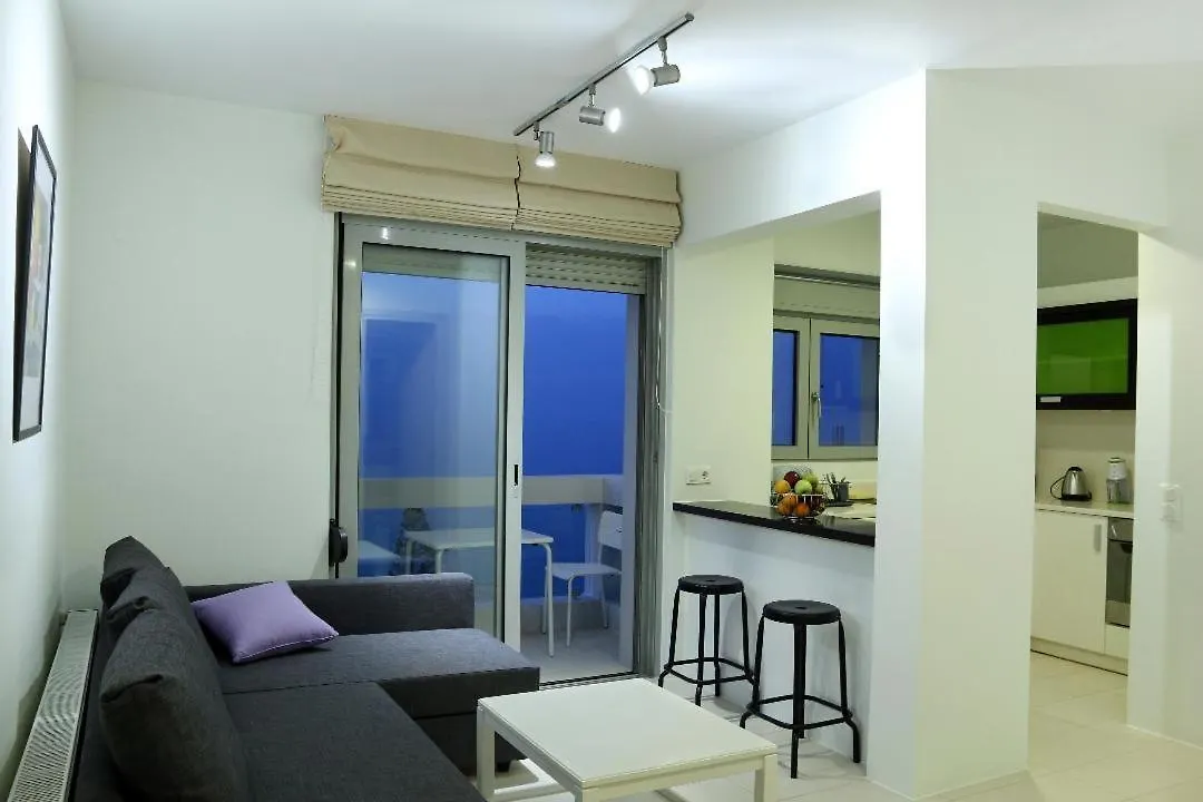 아파트호텔 Vivian Art Apartments 레팀노