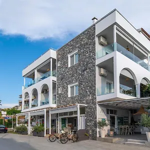 Maria Aparthotel Toroni