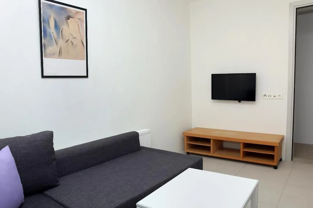 Vivian Art Apartments Rethymno  Aparthotel